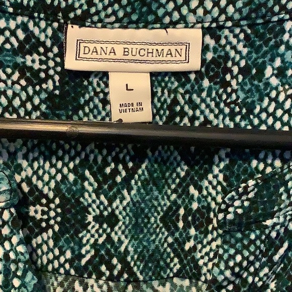 🌿 Dana Buchman Snake Print Top 🌿 - Picture 2 of 9